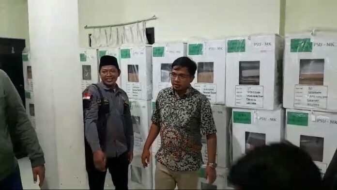 Monitoring Jelang Pelaksanaan PSU, Idham Holik Pastikan Logistik dan Petugas Siap