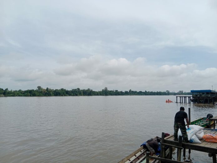 Pria Misterius Diduga Tengelam Usai Lompat ke Sungai Kayan