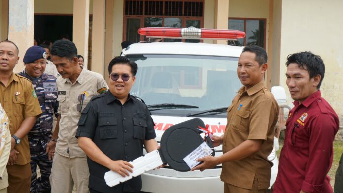 Jawab Kebutuhan Masyarakat, Pemkab Kukar Salurkan Ambulance di Muara Jawa dan Muara Badak