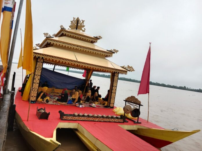 Pemkab Tana Tidung Raih 3 Rekor MURI di Perayaan Irau