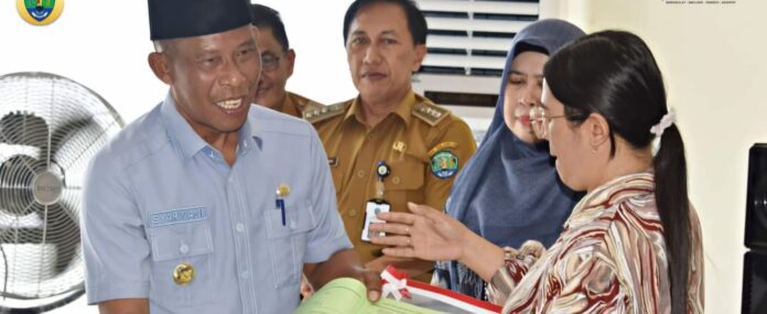 200 Sertifikat Tanah Diserahkan ke Masyarakat Melalui Program PTSL