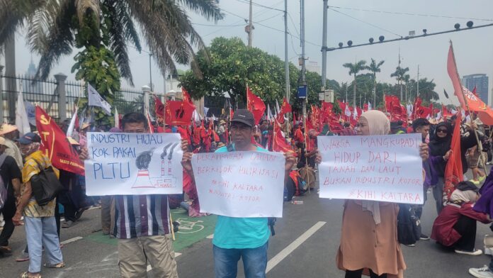 Tak Digubris Pemerintah Kaltara, Warga Mangkupadi Gelar Aksi di Depan Kantor DPR RI