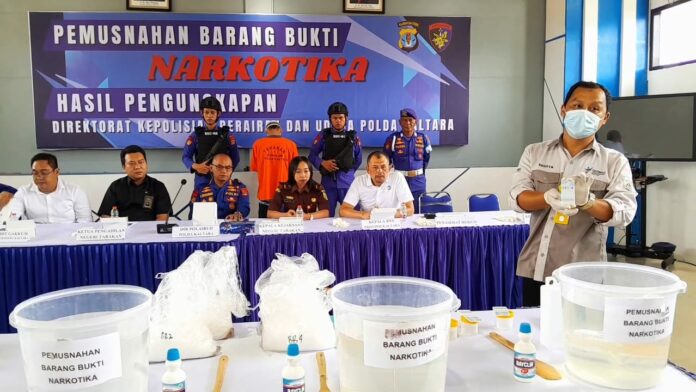 6 Kg Sabu Dimusnahkan, Polisi Belum Berhasil Tangkap DPO