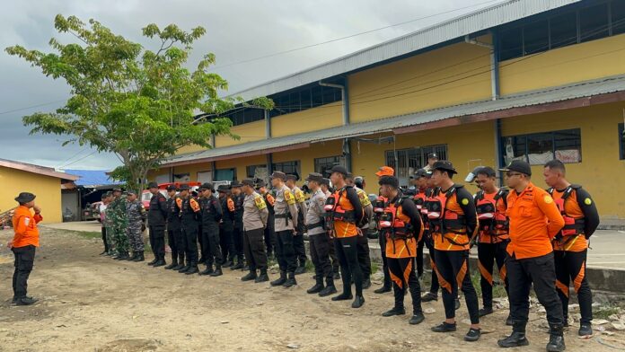 Tim SAR Lakukan Pencarian Satu Korban Speedboat Terbalik di Nunukan