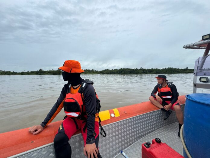 Faktor Cuaca Ekstrem, Pencarian Korban Hilang Speedboat Terbalik Masih Nihil