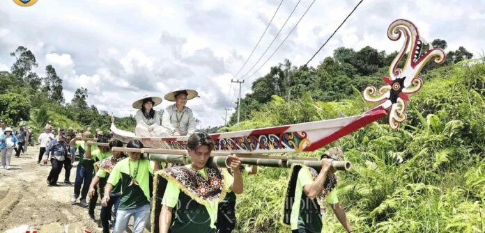 Wabup Apresiasi Pelestarian Tradisi Syukuran Panen Desa Long Lian