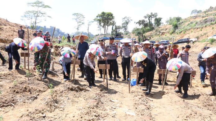 Tanam Jagung 1 Juta Hektar, Kapolda Kaltara Dorong Ketahanan Pangan di Malinau