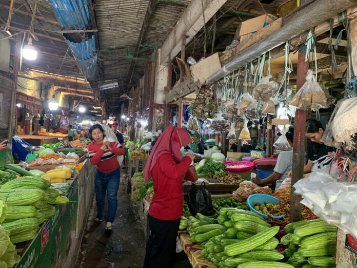 Harga Telur, Ayam, dan Bawang Merah di Pasar Gusher Naik, Ini Rinciannya