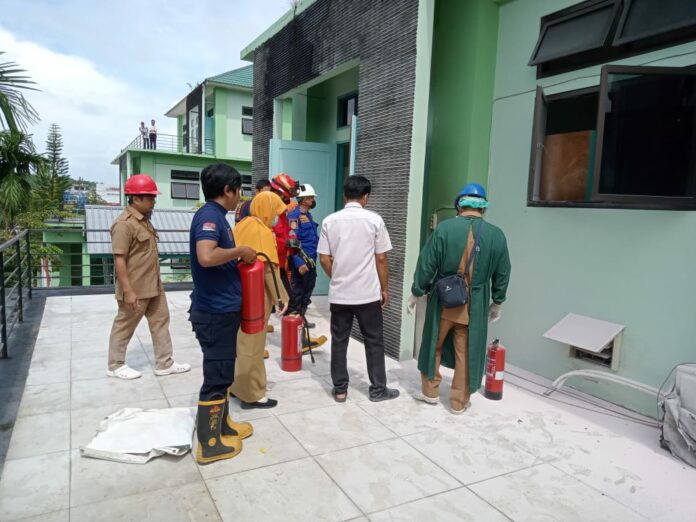 Asap Muncul di Puskesmas Karang Rejo, Pasien Dievakuasi